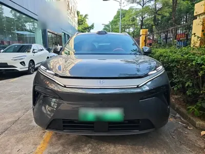 BYD 唐L 2025, 3600 км, за 226200 CNY - фото 3