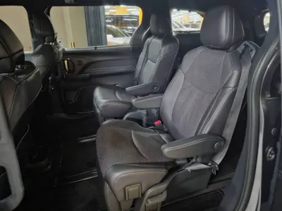 Toyota Sienna 2025, 4146 км, за 65900000 KRW - фото 6