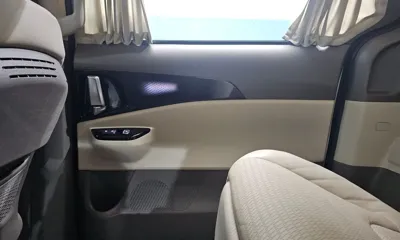 Kia Canival 2021, 35981 км, за 32000000 KRW - фото 25
