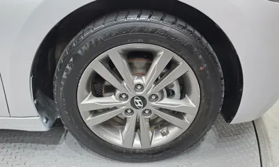 Hyundai Avante 2016, 184162 км, за 7400000 KRW - фото 5