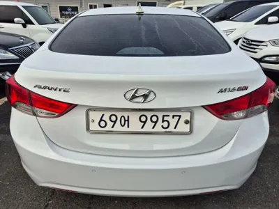 Hyundai Avante 2011, 176000 км, за 2990000 KRW