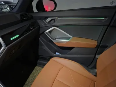 Audi Q3 2025, 4947 км, за 31540000 KRW - фото 8