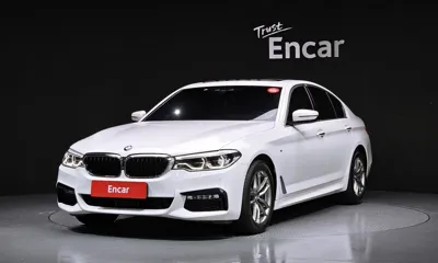 BMW 5-Series · 2018 год