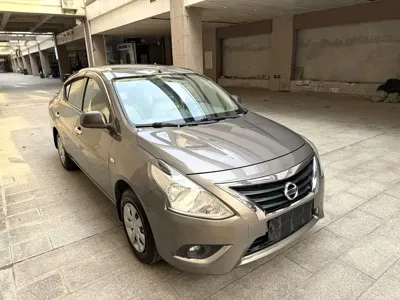 Nissan Sunny 2016, 60000 км, за 18500 CNY