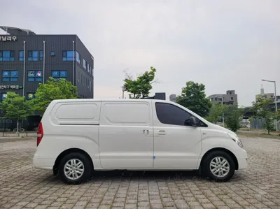 Hyundai Starex 2018, 157646 км, за 9300000 KRW