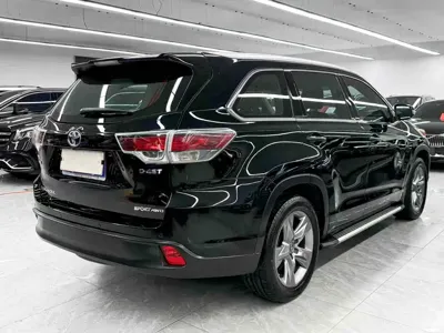 Toyota Highlander 2017, 60000 км, за 99800 CNY - фото 6