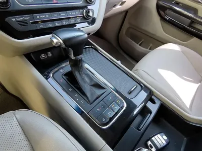 Kia Canival 2018, 157801 км, за 10500000 KRW - фото 11