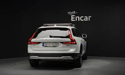 Volvo V90 2023, 34268 км, за 48500000 KRW
