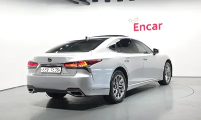 Lexus LS 2018, 143546 км, за 35500000 KRW - фото 2