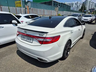 Hyundai Grandeur 2011, 163400 км, за 2750000 KRW