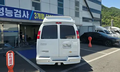 Chevrolet Express Van 2009, 147884 км, за 13900000 KRW - фото 6