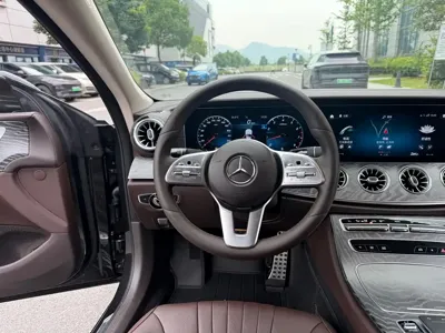 Mercedes-Benz CLS 2021, 85000 км, за 218800 CNY - фото 19