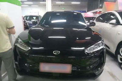 Seres SF5 2021, 40400 км, за 81208.54 CNY