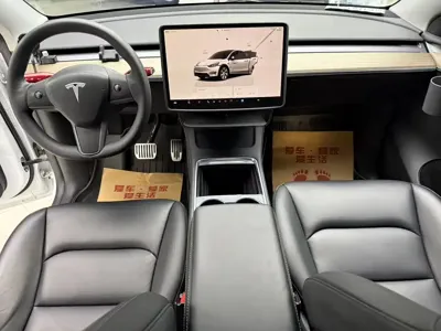 Tesla Model Y 2022, 62000 км, за 155800 CNY - фото 9