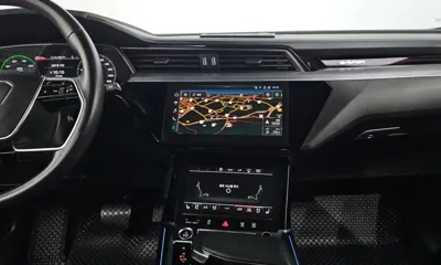 Audi e-tron 2021, 65216 км, за 49000000 KRW - фото 13