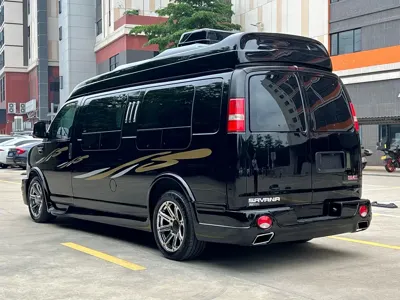 GMC Savana 2012, 130000 км, за 79800 CNY
