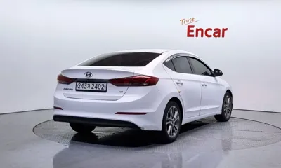 Hyundai Avante 2018, 73883 км, за 11500000 KRW - фото 2