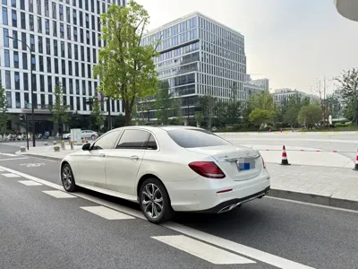 Mercedes-Benz E-Class 2019, 40000 км, за 155000 CNY