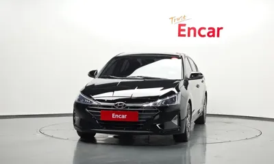 Hyundai Avante 2019, 68037 км, за 10500000 KRW