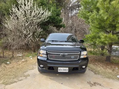 Chevrolet Surburban · 2008 год