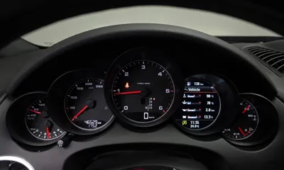 Porsche Cayenne 2016, 46529 км, за 33990000 KRW - фото 8