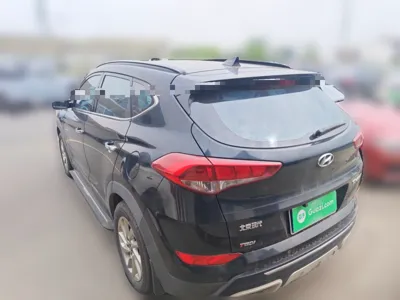 Hyundai Tucson 2015, 68100 км, за 56319.35 CNY