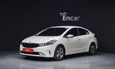Kia K3 · 2016 год