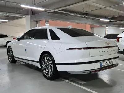 Hyundai Grandeur 2026, 14274 км, за 30000000 KRW - фото 3