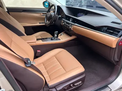 Lexus ES 2017, 120000 км, за 95800 CNY - фото 11