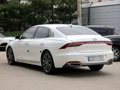 Hyundai Grandeur 2023, 27749 км, за 27900000 KRW