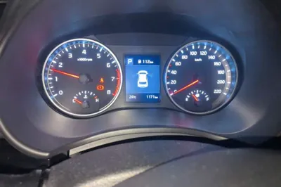 Kia kx1 Stonic 2026, 1100 км, за 76402.38 CNY - фото 9