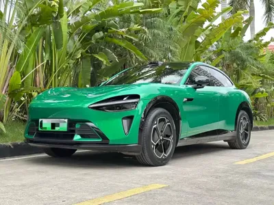 Xiaomi 小米YU7 · 2025 год