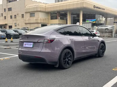 Tesla Model Y 2022, 63000 км, за 156000 CNY