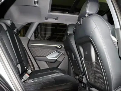 Audi Q3 2026, 1000 км, за 168000 CNY - фото 6