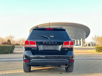 Dodge Journey 2015, 110000 км, за 26000 CNY