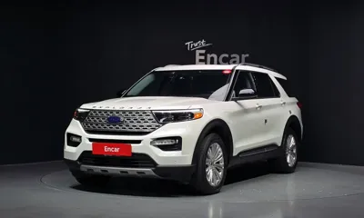 Ford Explorer · 2021 год