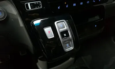 Hyundai Staria 2023, 79847 км, за 31900000 KRW - фото 9