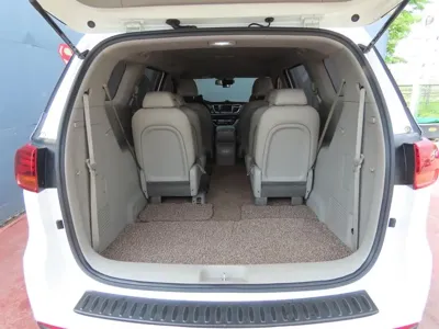 Kia Canival 2019, 199797 км, за 8000000 KRW - фото 5