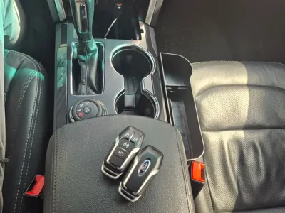 Ford Explorer 2017, 129920 км, за 10900000 KRW - фото 9