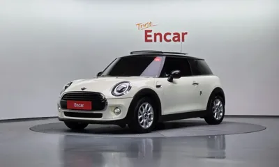 MINI Cooper · 2019 год