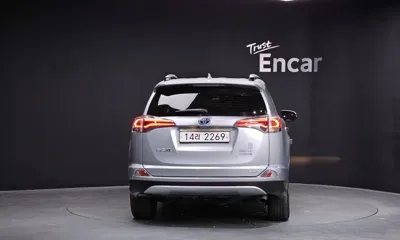 Toyota RAV4 2018, 102472 км, за 22800000 KRW