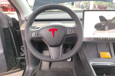Tesla Model Y 2022, 79800 км, за 185186.48 CNY - фото 7