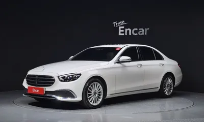 Mercedes-Benz E-Class · 2022 год