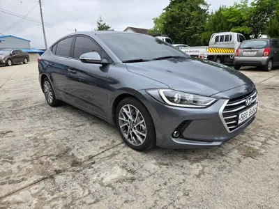 Hyundai Avante 2018, 133000 км, за 5990000 KRW