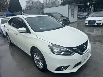 Nissan Sylphy 2017, 90000 км, за 25600 CNY