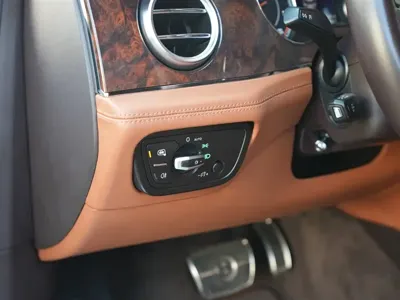 Bentley Bentayga 2019, 180000 км, за 828000 CNY - фото 15