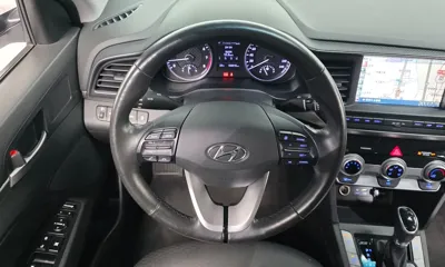 Hyundai Avante 2019, 108015 км, за 10900000 KRW - фото 16