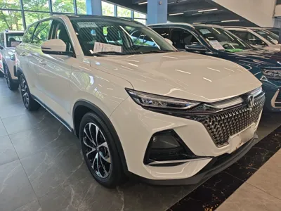 Changan X7 Plus 2024, 8900 км, за 86347.81 CNY