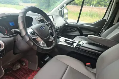 Ford Tourneo Custom 2020, 56800 км, за 120058.94 CNY - фото 10