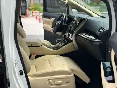 Toyota Alphard 2022, 150000 км, за 448000 CNY - фото 12